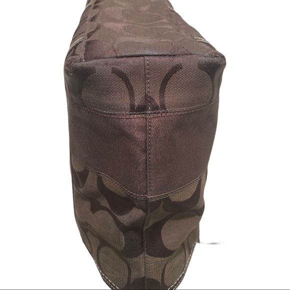 Coach Signature Canvas Logo Tote - Picture 2 of 14